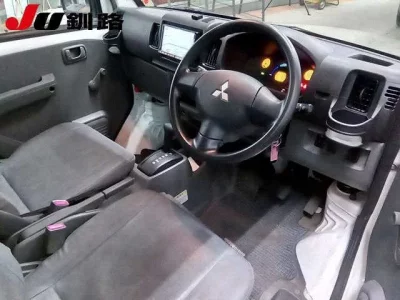 Mitsubishi MINICAB MIEV  с аукциона в Японии
