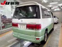 Toyota HIACE REGIUS лот № 8002 оценка R  с аукциона в Японии 8