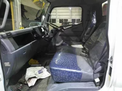 Mitsubishi CANTER  с аукциона в Японии