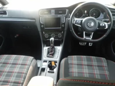 Volkswagen GOLF  с аукциона в Японии