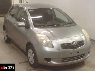 Toyota VITZ  с аукциона в Японии