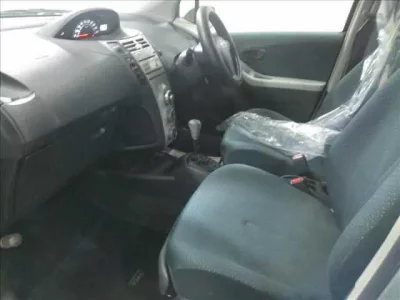 Toyota VITZ  с аукциона в Японии