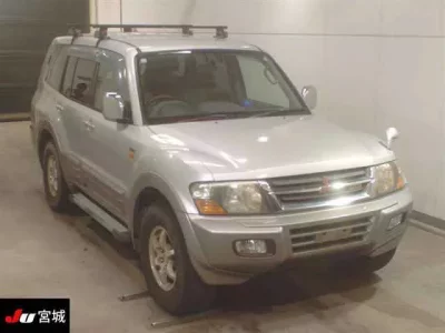 Mitsubishi PAJERO  с аукциона в Японии