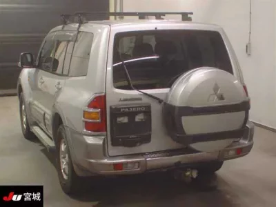 Mitsubishi PAJERO  с аукциона в Японии