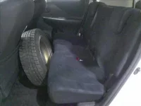 Toyota RACTIS лот № 4943 оценка R  с аукциона в Японии 4