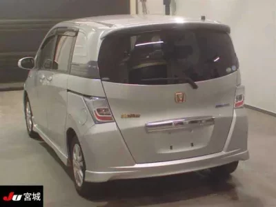 Honda FREED  с аукциона в Японии