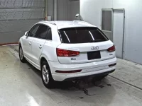 Audi Q3 лот № 4281 оценка 4  с аукциона в Японии 1