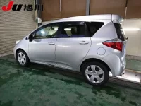 Toyota RACTIS лот № 4304 оценка 3.5  с аукциона в Японии 5
