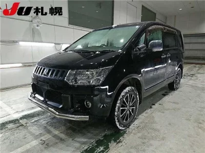 Mitsubishi DELICA D5