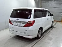 Toyota ALPHARD лот № 3182 оценка 3.5  с аукциона в Японии 4