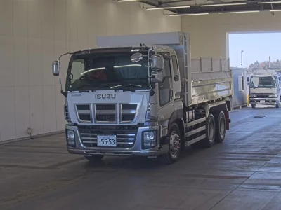 Isuzu GIGA