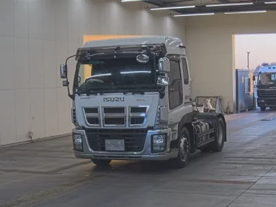 Isuzu GIGA