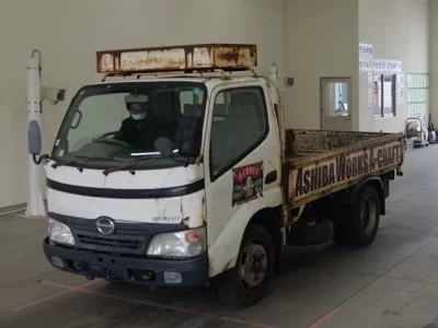 Hino DUTRO  с аукциона в Японии