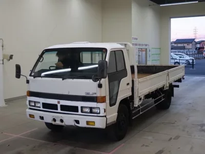 Isuzu ELF  с аукциона в Японии