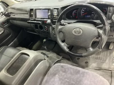 Toyota HIACE VAN  с аукциона в Японии