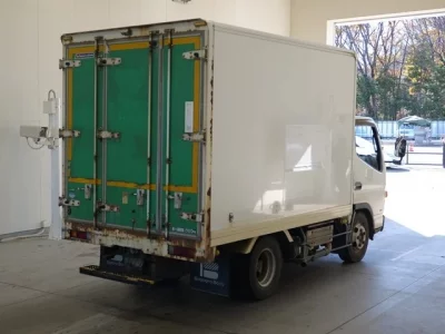 Mitsubishi CANTER  с аукциона в Японии