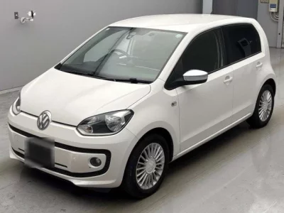 Volkswagen UP  с аукциона в Японии