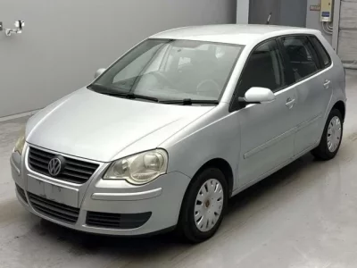Volkswagen POLO  с аукциона в Японии