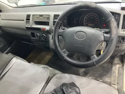 Toyota HIACE VAN  с аукциона в Японии