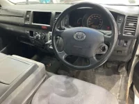 Toyota HIACE VAN лот № 20091 оценка 3  с аукциона в Японии 3