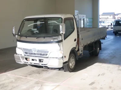 Hino DUTRO  с аукциона в Японии