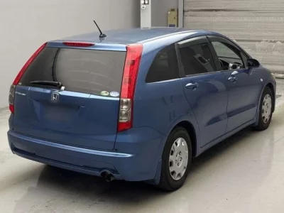 Honda STREAM  с аукциона в Японии
