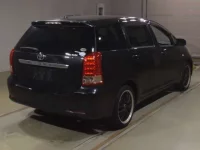 Toyota WISH лот № 102 оценка R  с аукциона в Японии 1