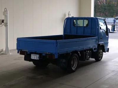 Isuzu ELF  с аукциона в Японии
