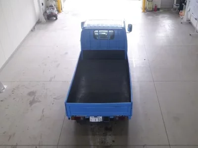 Isuzu ELF  с аукциона в Японии