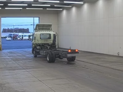 Isuzu FORWARD  с аукциона в Японии