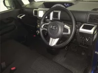 Toyota PIXIS MEGA лот № 230 оценка 4  с аукциона в Японии 2