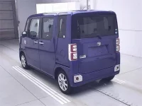 Toyota PIXIS MEGA лот № 230 оценка 4  с аукциона в Японии 1