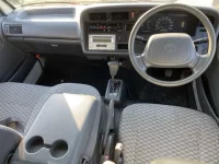 Toyota HIACE VAN лот № 20180 оценка 3.5  с аукциона в Японии 3