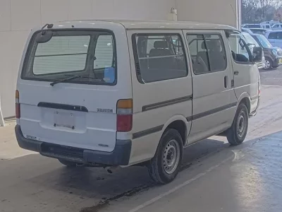 Toyota HIACE VAN  с аукциона в Японии