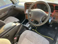 Toyota HIACE лот № 20182 оценка RA  с аукциона в Японии 3