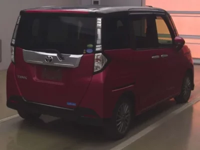 Toyota TANK  с аукциона в Японии