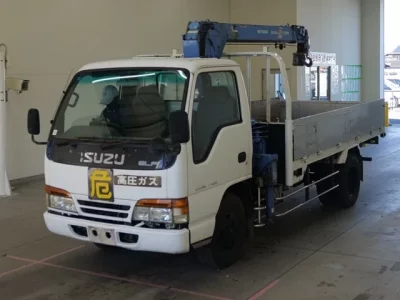 Isuzu ELF