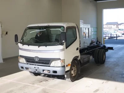 Hino DUTRO  с аукциона в Японии