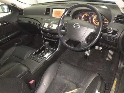 Nissan FUGA  с аукциона в Японии