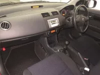 Suzuki SWIFT лот № 30016 оценка R  с аукциона в Японии 3