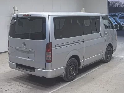 Toyota HIACE VAN  с аукциона в Японии
