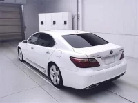 Lexus LS лот № 8447 оценка 4  с аукциона в Японии 1