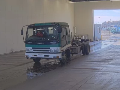 Isuzu FORWARD