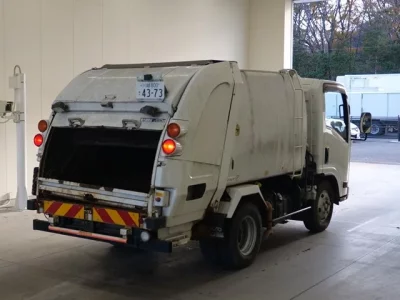 Isuzu ELF  с аукциона в Японии