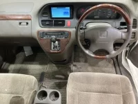 Honda ODYSSEY лот № 20322 оценка 4  с аукциона в Японии 3