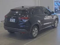 Honda VEZEL лот № 20324 оценка 3.5  с аукциона в Японии 1