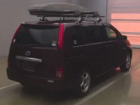 Toyota ISIS лот № 74041 оценка 3  с аукциона в Японии 1