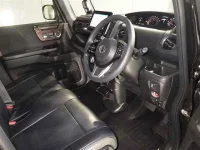 Honda N BOX лот № 3070 оценка 3.5  с аукциона в Японии 2