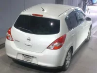 Nissan TIIDA лот № 3072 оценка R  с аукциона в Японии 1