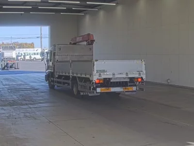 Isuzu FORWARD  с аукциона в Японии